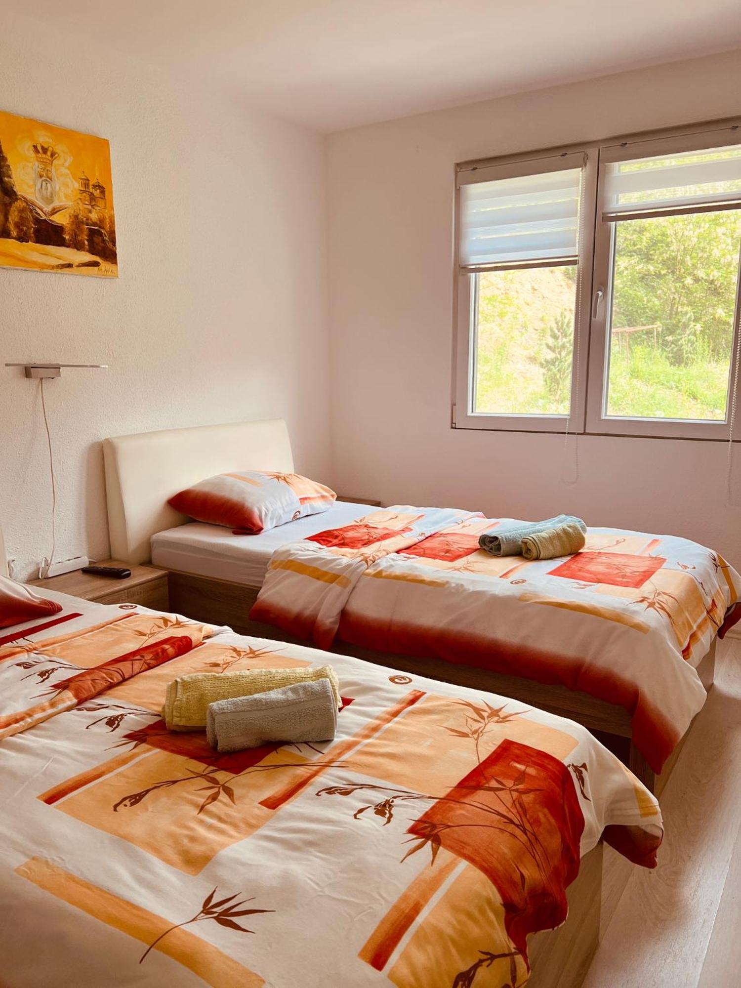 Zeleni Dvor Bed & Breakfast ริบาร์สกาบานยา ภายนอก รูปภาพ